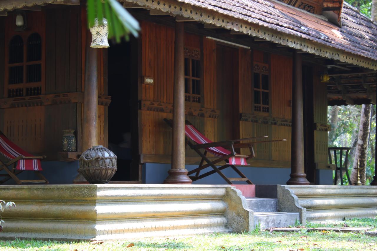 Palathra Heritage Mararikulam Exteriör bild